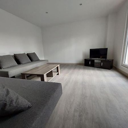 Appartement Independant A Ле Блан-Менил Екстериор снимка
