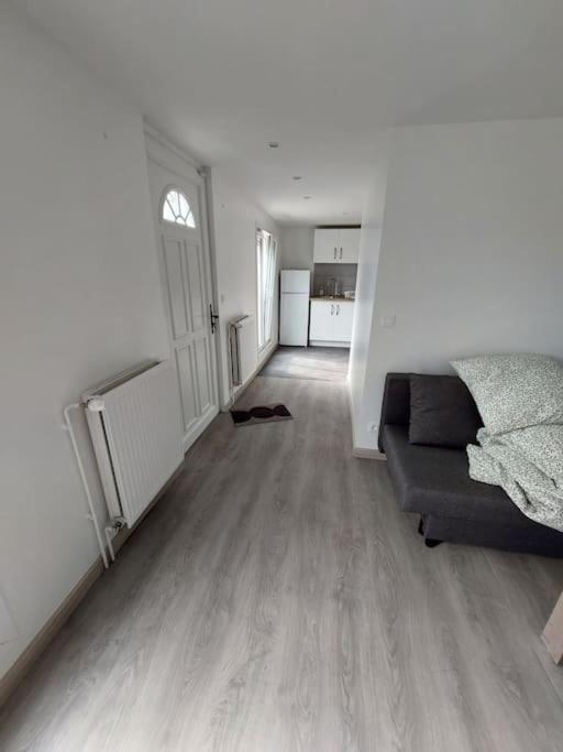 Appartement Independant A Ле Блан-Менил Екстериор снимка