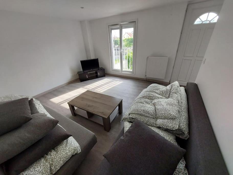 Appartement Independant A Ле Блан-Менил Екстериор снимка