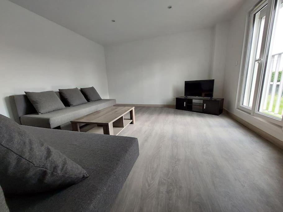 Appartement Independant A Ле Блан-Менил Екстериор снимка