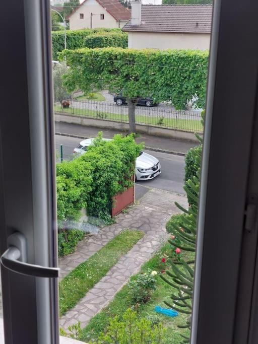 Appartement Independant A Ле Блан-Менил Екстериор снимка