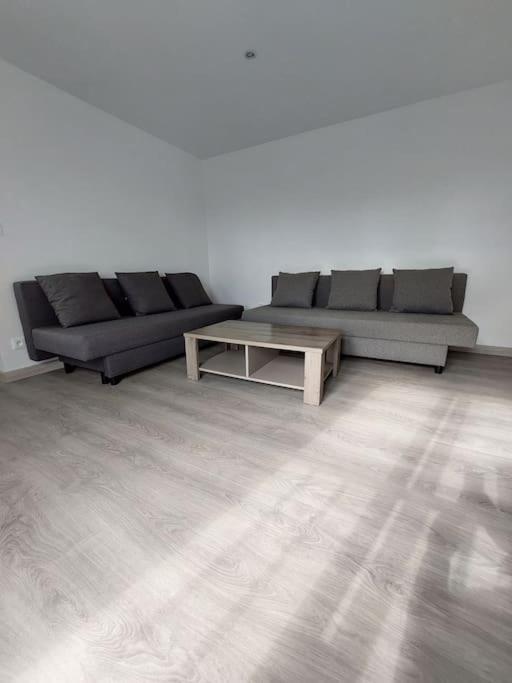 Appartement Independant A Ле Блан-Менил Екстериор снимка